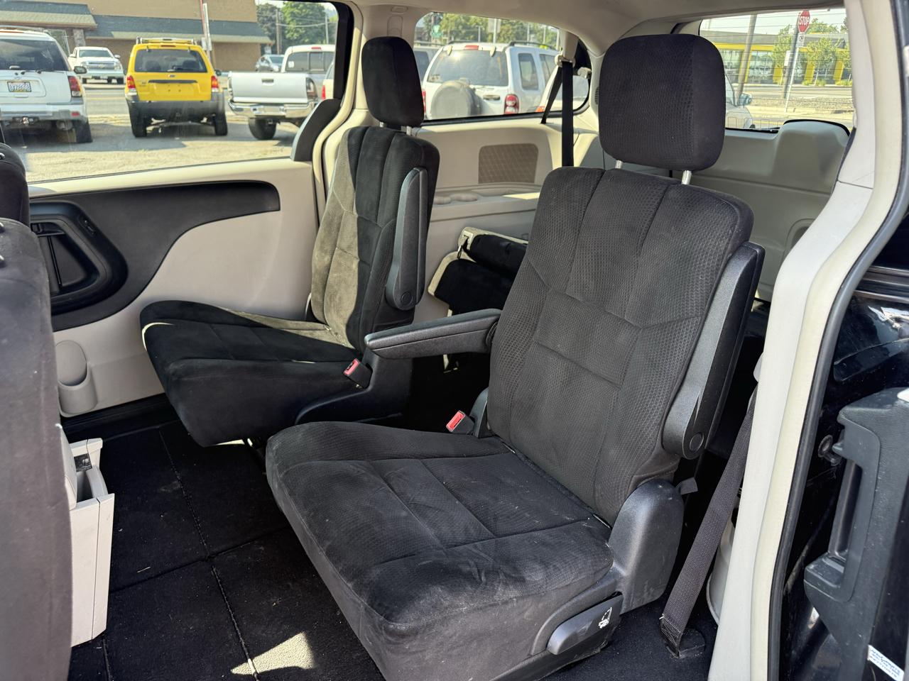 Chrysler Town & Country Touring 2012