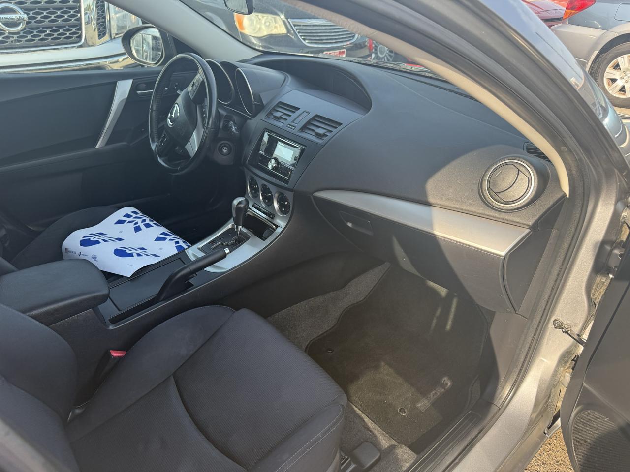 Mazda MAZDA3 s Sport 5-Door 2010