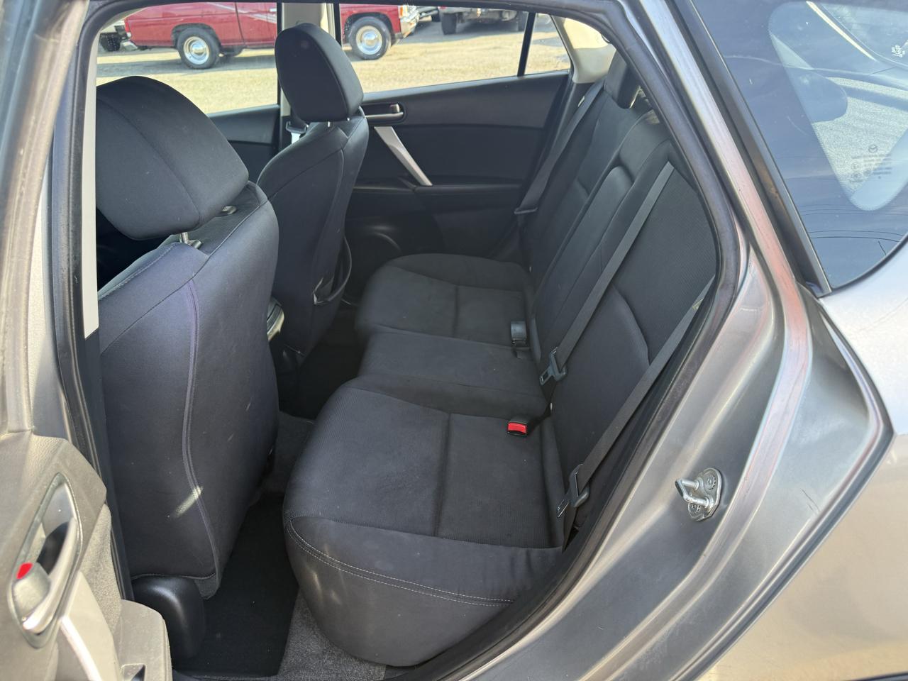 Mazda MAZDA3 s Sport 5-Door 2010