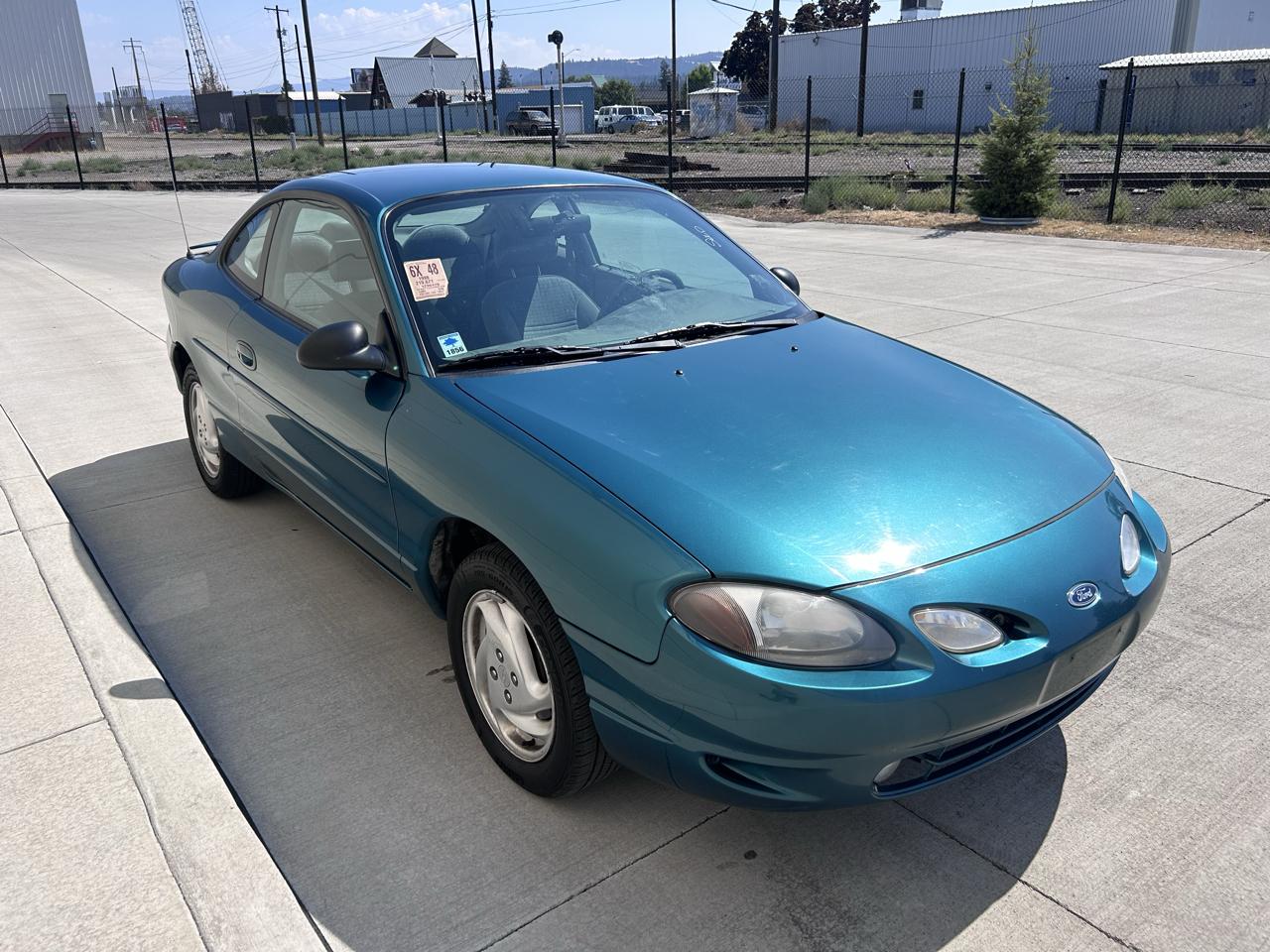Ford Escort 2dr Cpe ZX2 "Hot" 1998