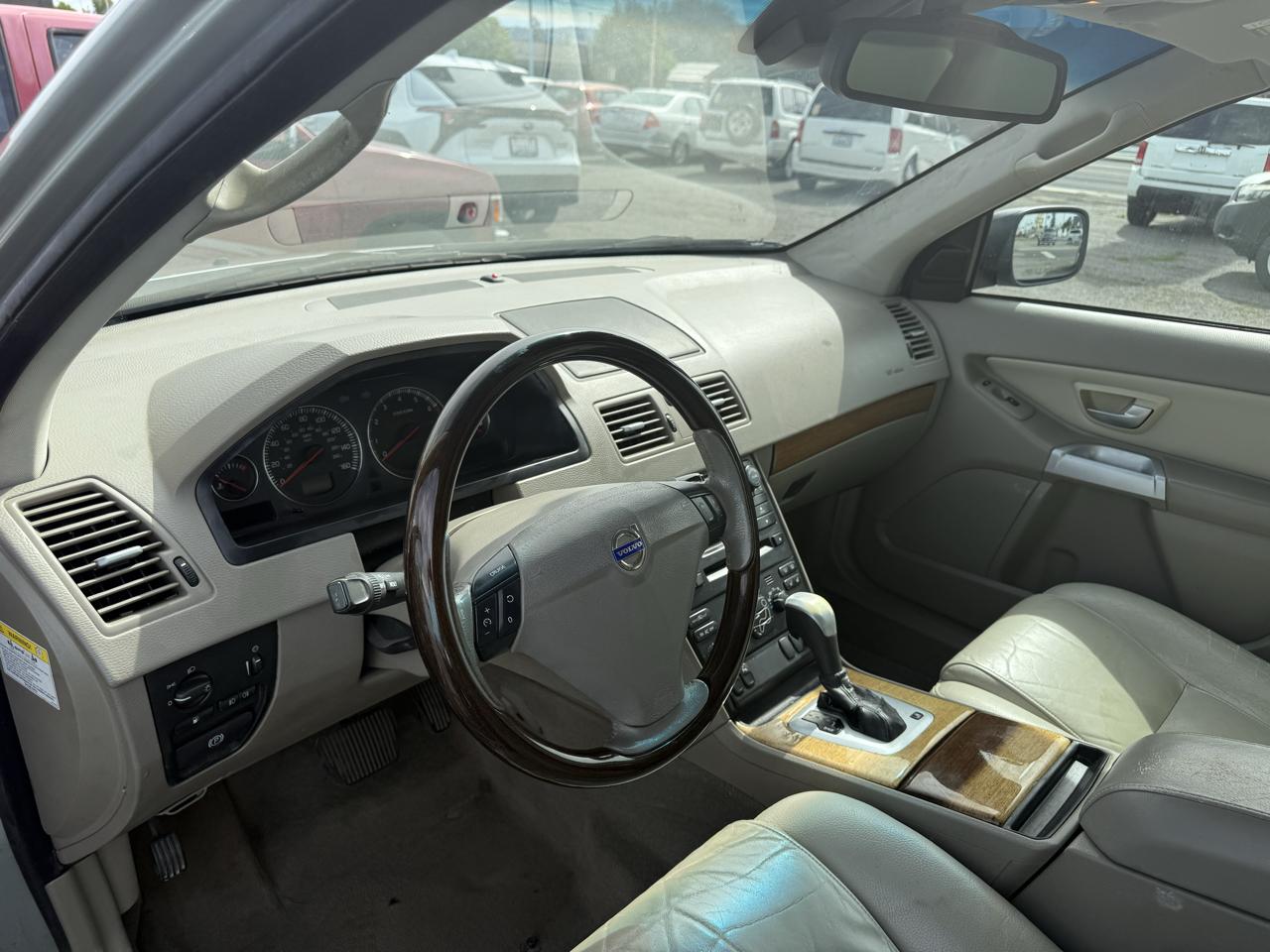Volvo XC90 2.5T AWD 2004