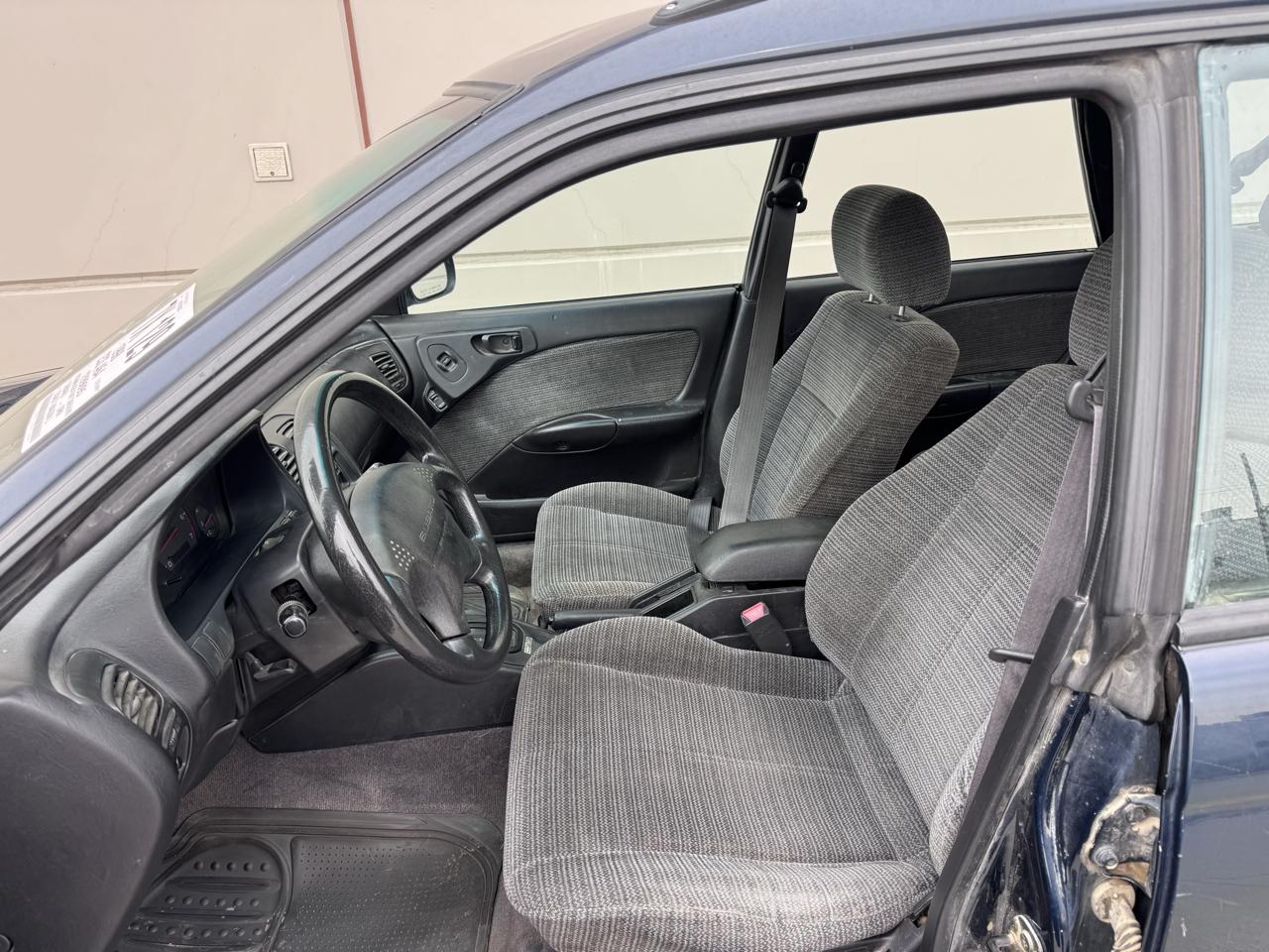 Subaru Legacy Wagon L AWD 1998