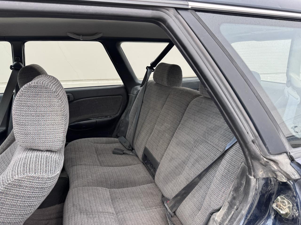 Subaru Legacy Wagon L AWD 1998