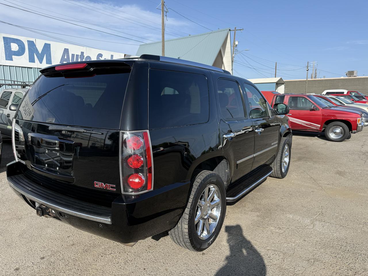 GMC Yukon Denali 4WD 2009