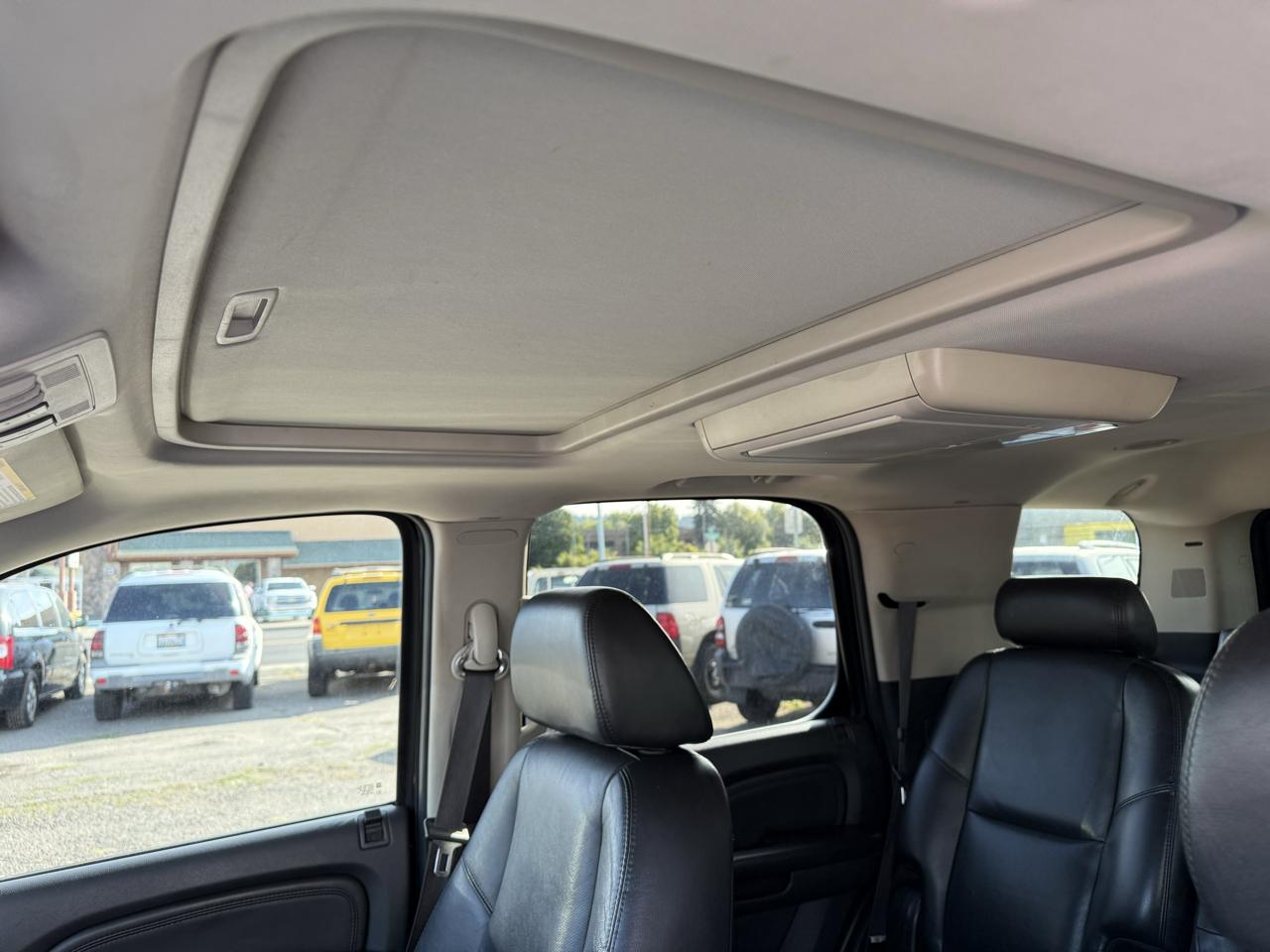 GMC Yukon Denali 4WD 2009