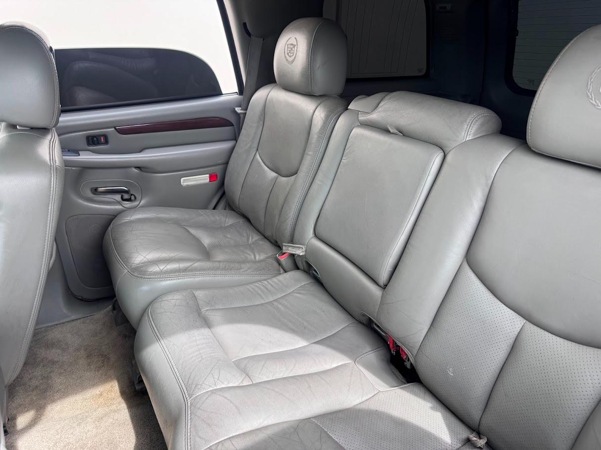 Cadillac Escalade AWD 2003