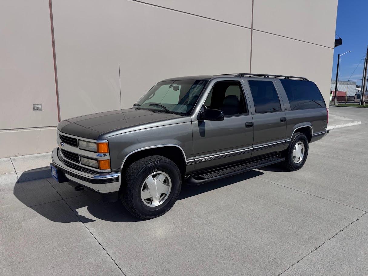 Chevrolet Suburban K1500 4WD 1999