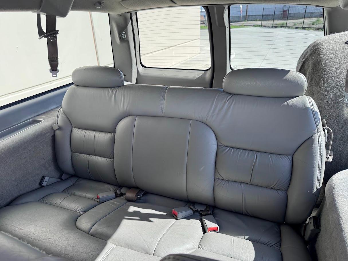 Chevrolet Suburban K1500 4WD 1999