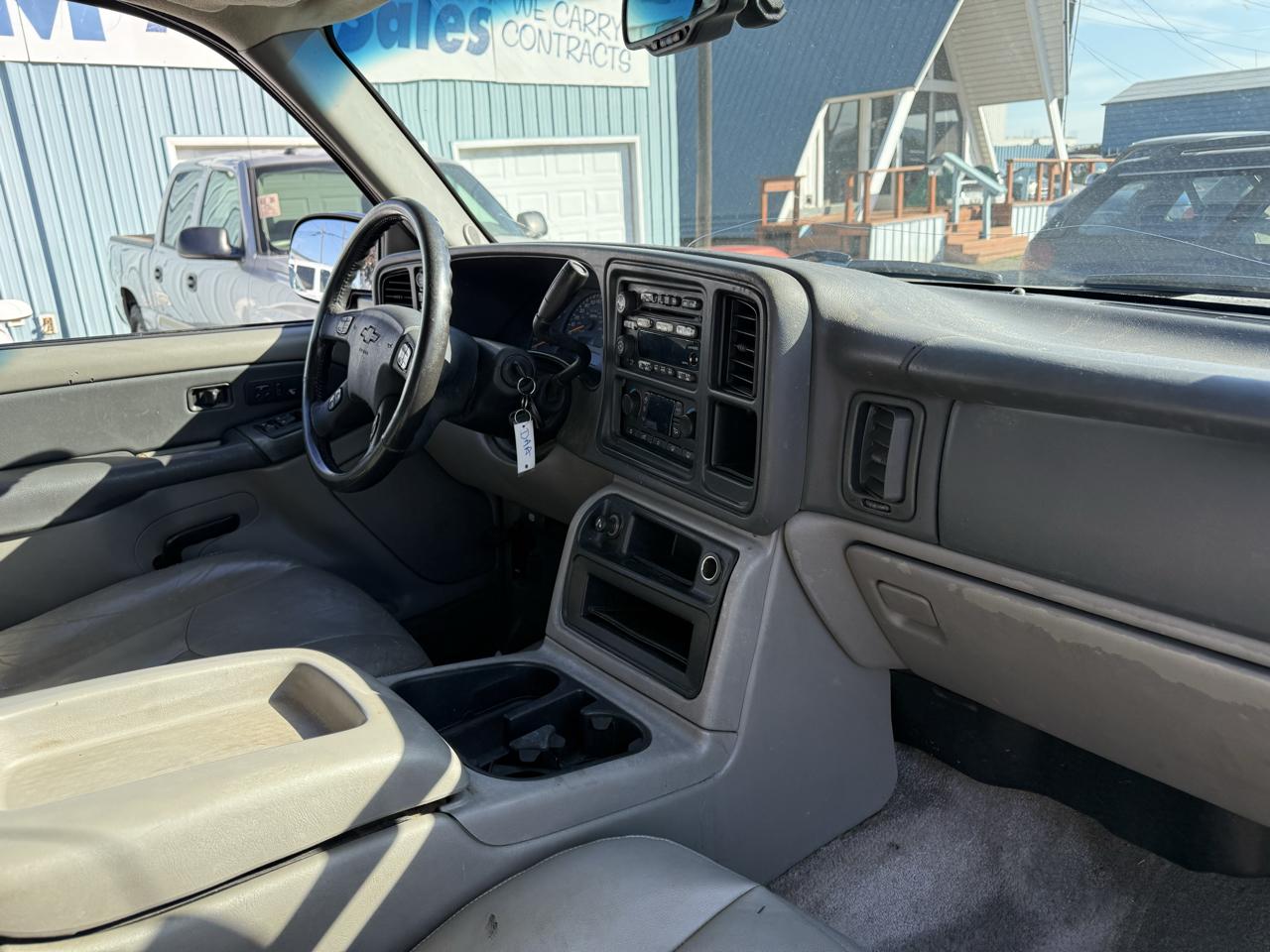 Chevrolet Tahoe 4WD 2003