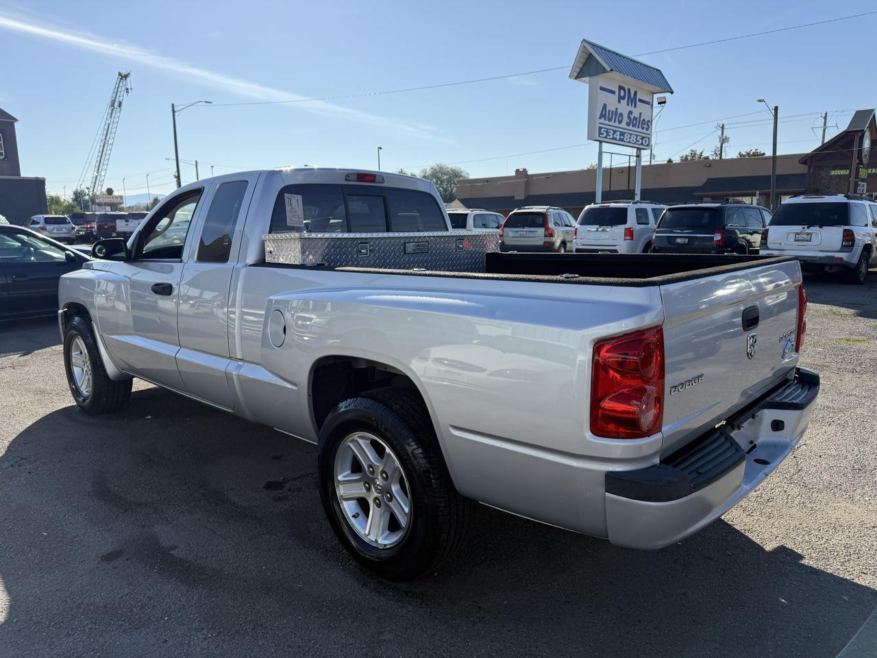 Dodge Dakota SXT Extended Cab 2WD 2011