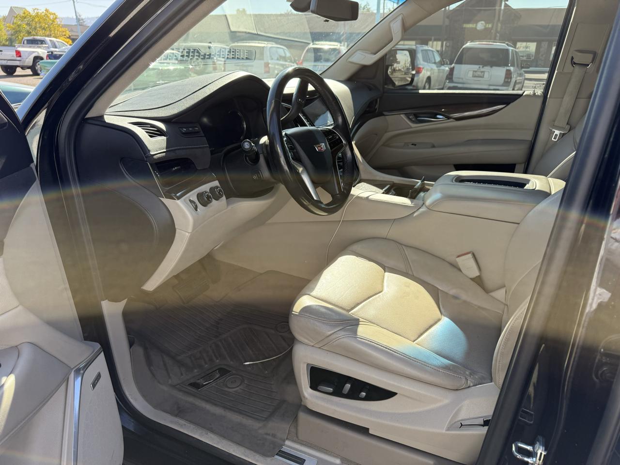 Cadillac Escalade Luxury 4WD 2020