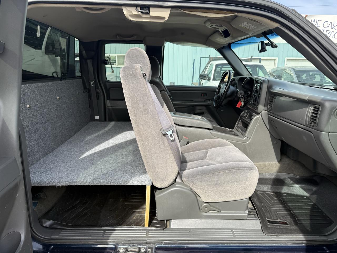 GMC Sierra 1500 SL Ext. Cab 4WD 2006