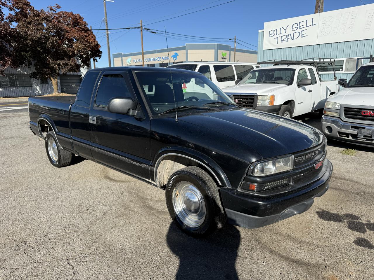 GMC Sonoma SLE Ext. Cab Short Bed 2WD 1999