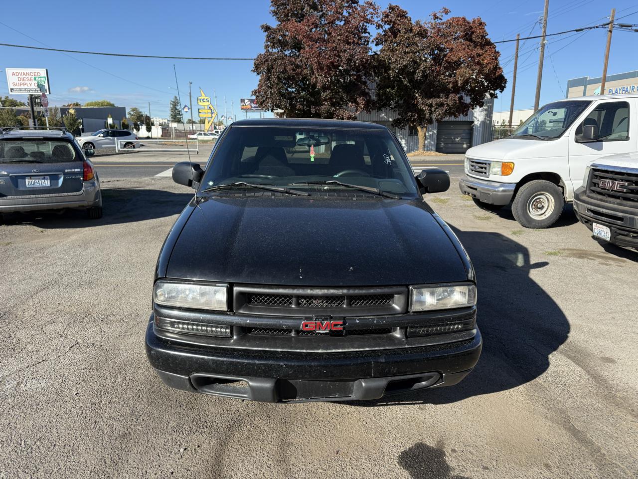 GMC Sonoma SLE Ext. Cab Short Bed 2WD 1999