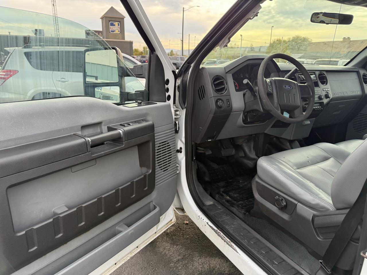 Ford F-250 SD XLT Crew Cab Long Bed 4WD 2012