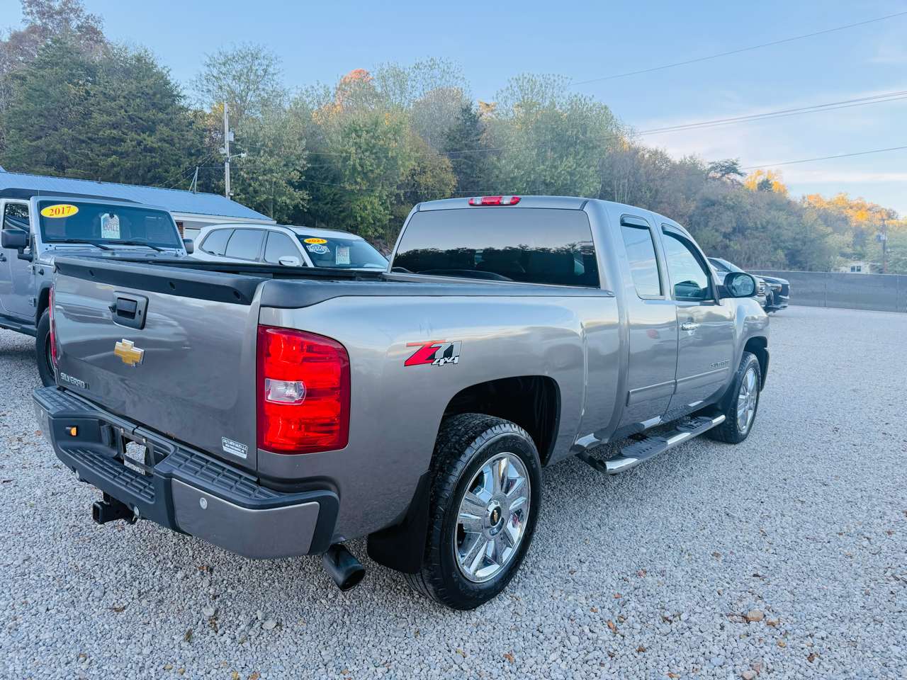 Chevrolet Silverado 1500 4WD Crew Cab 147" LTZ 2012 Chevrolet Silverado 1500 4WD Crew Cab 147" LTZ 2012