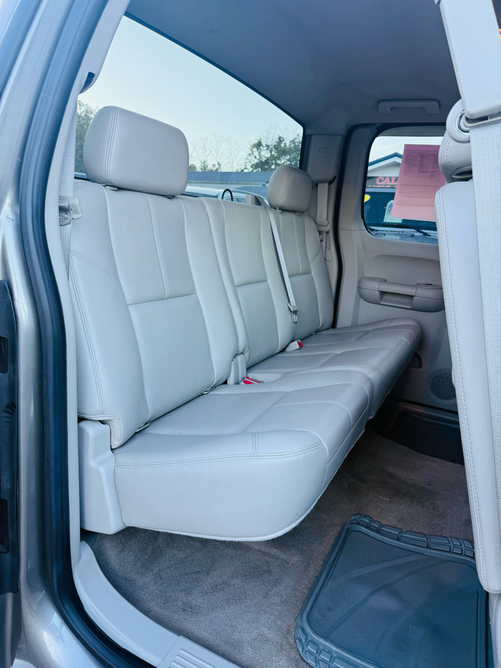 Chevrolet Silverado 1500 4WD Crew Cab 147" LTZ 2012 Chevrolet Silverado 1500 4WD Crew Cab 147" LTZ 2012