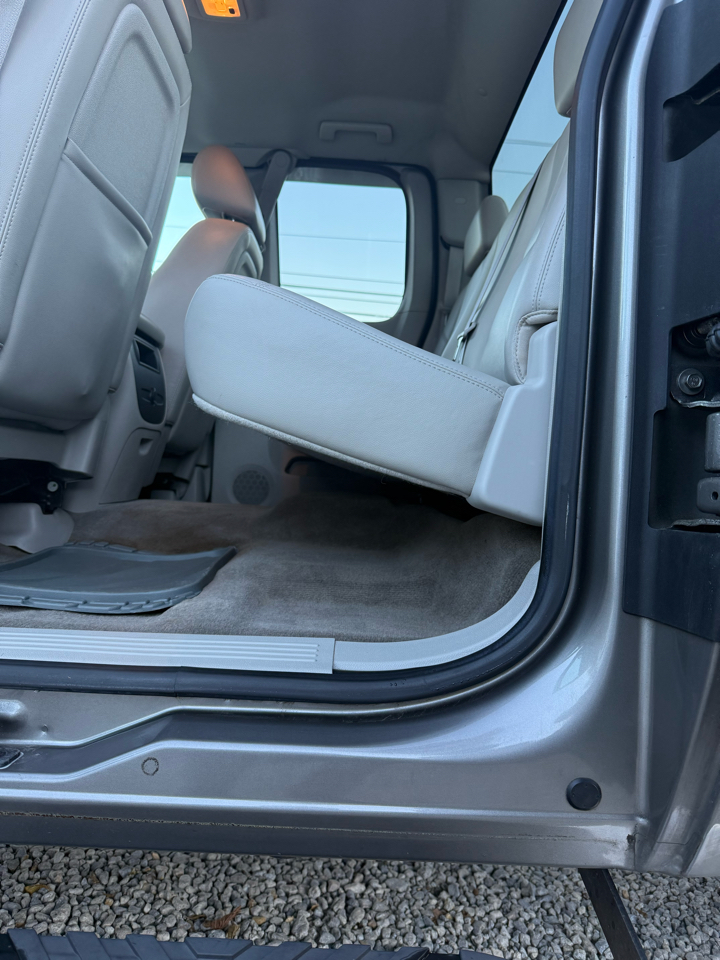 Chevrolet Silverado 1500 4WD Crew Cab 147" LTZ 2012 Chevrolet Silverado 1500 4WD Crew Cab 147" LTZ 2012