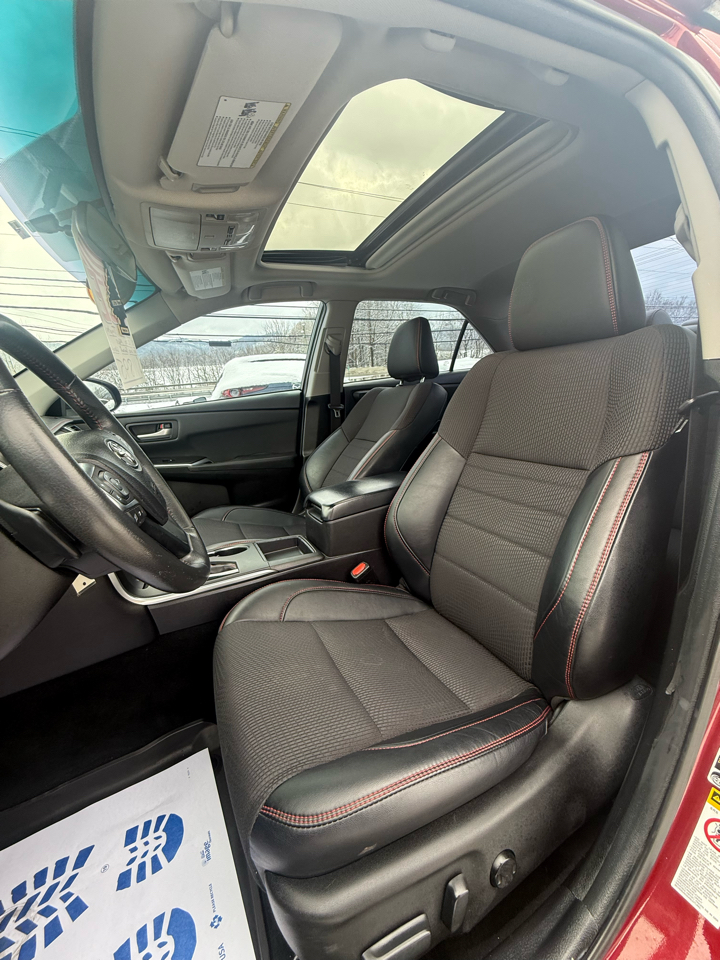 Toyota Camry SE 2017