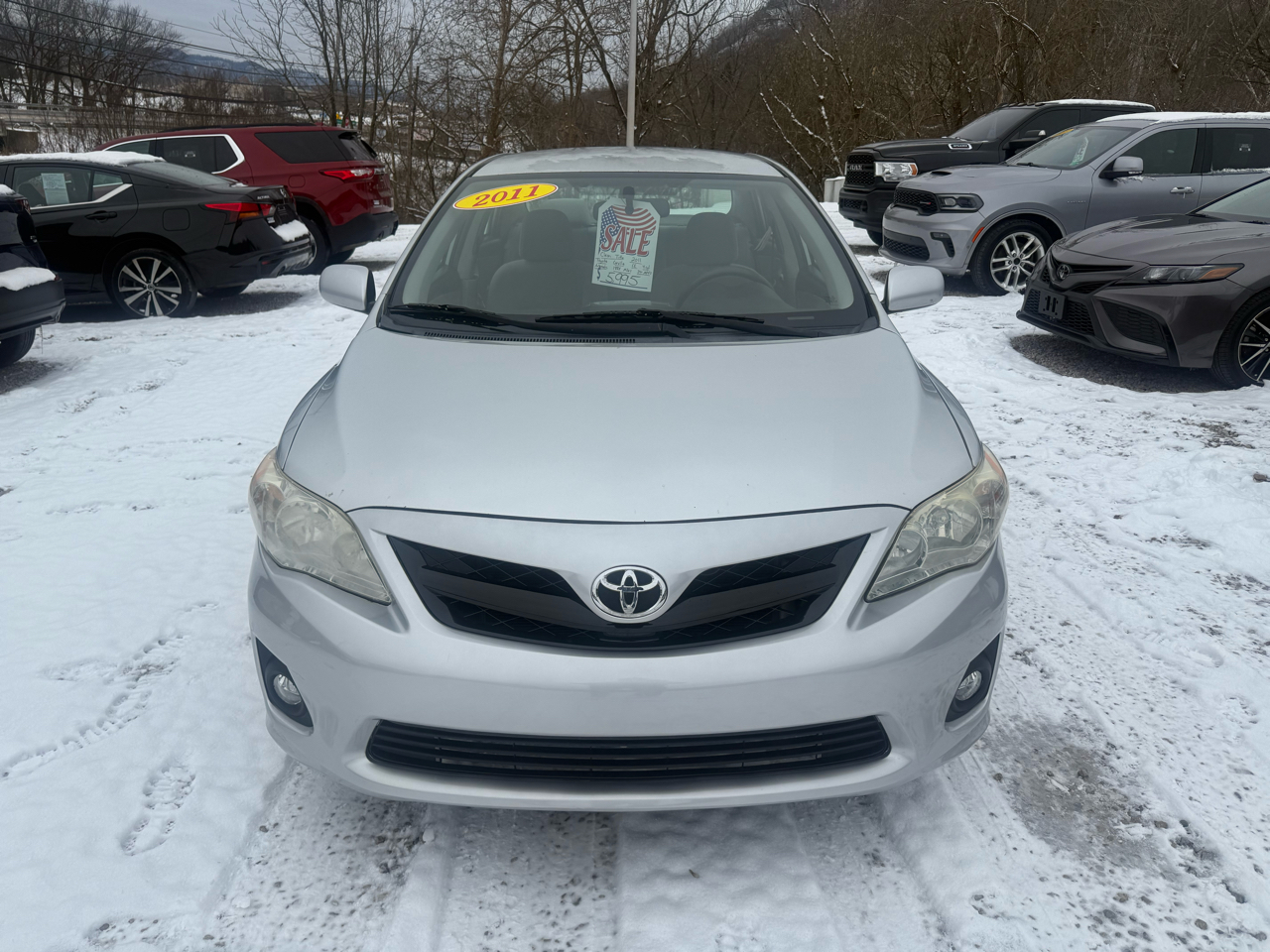 Toyota Corolla 4dr Sdn LE Auto 2011