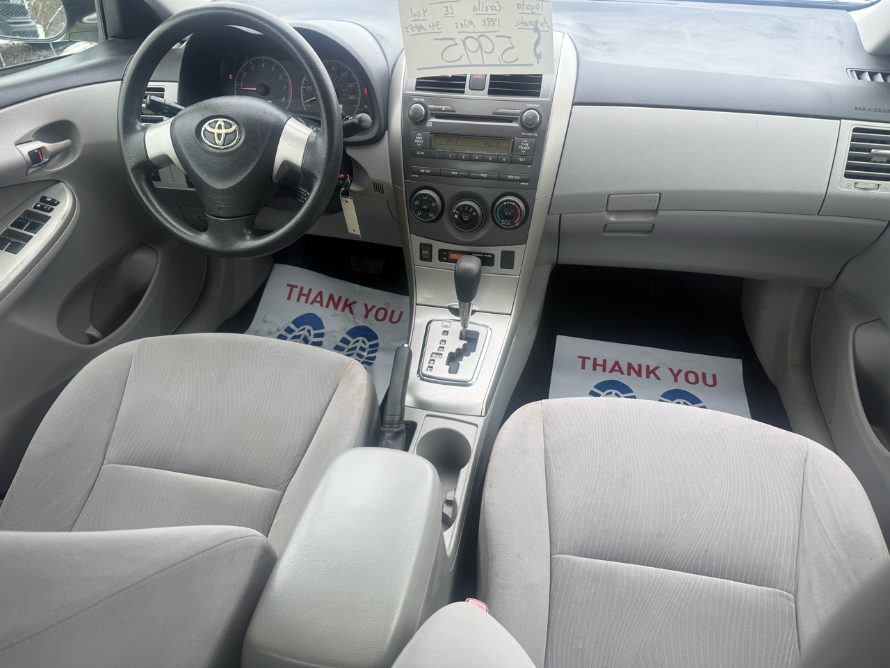 Toyota Corolla 4dr Sdn LE Auto 2011