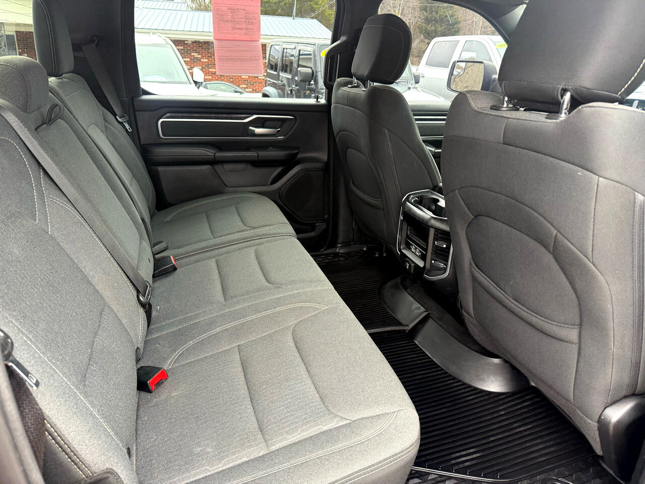 RAM 1500 Big Horn Crew Cab SWB 4WD 2021