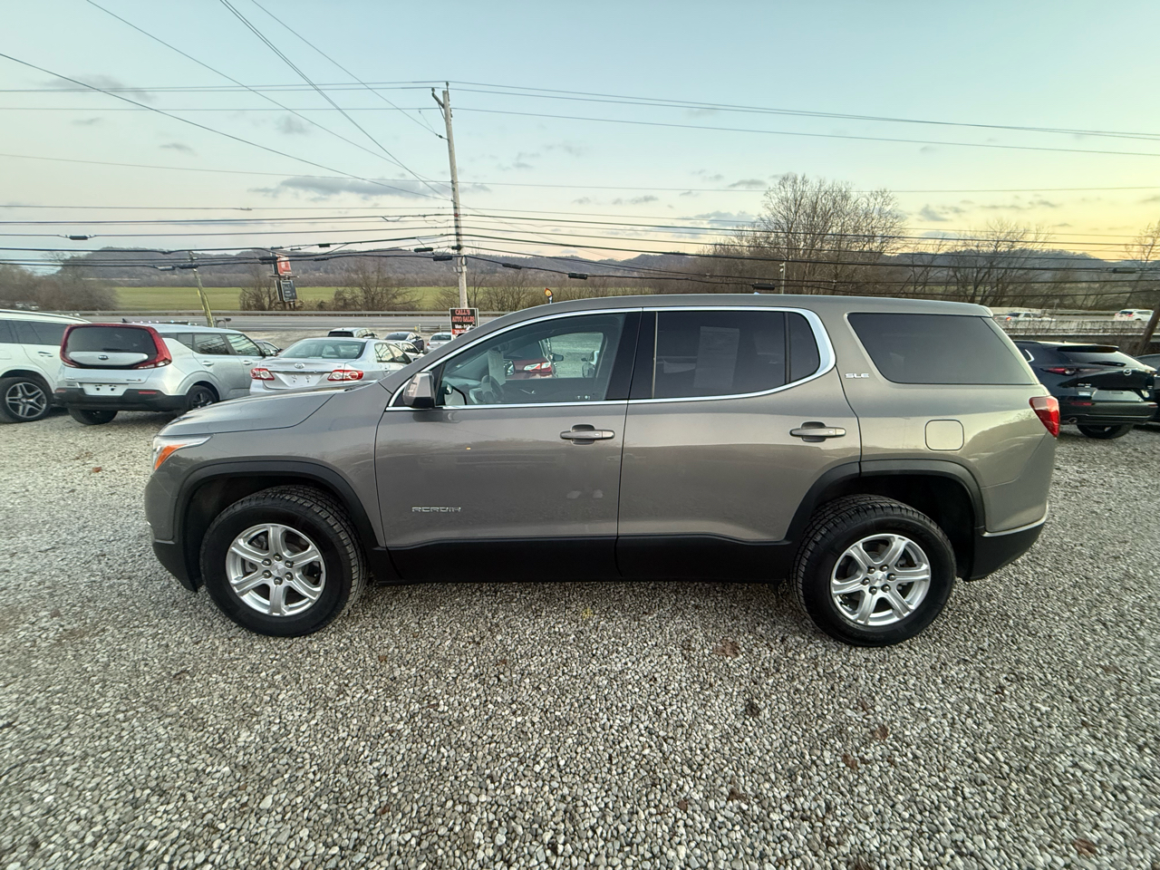 GMC Acadia SLE-1 AWD 2019