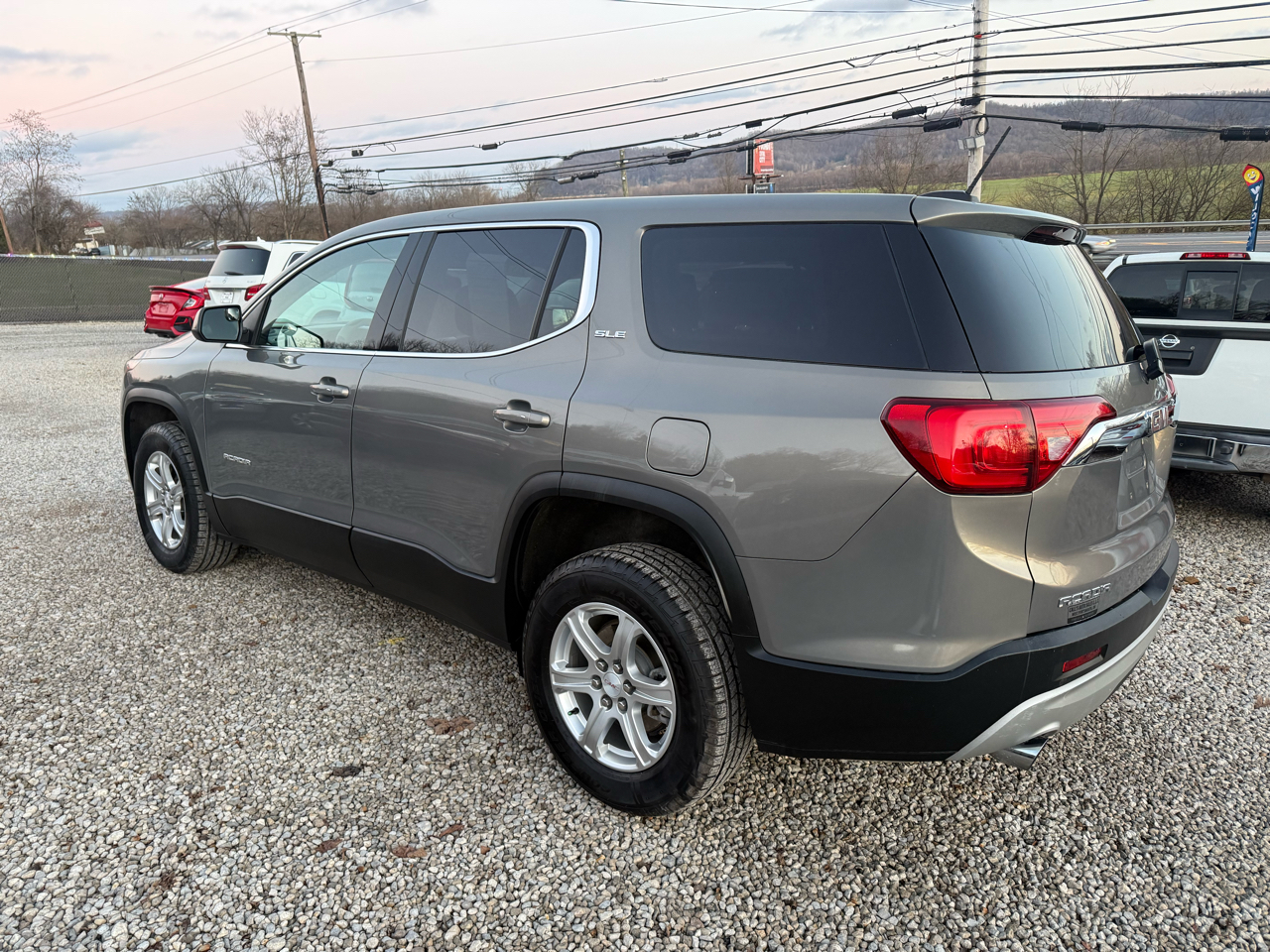 GMC Acadia SLE-1 AWD 2019