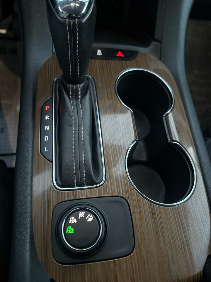 GMC Acadia SLE-1 AWD 2019