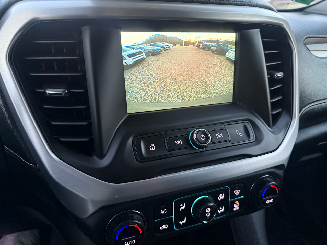 GMC Acadia SLE-1 AWD 2019