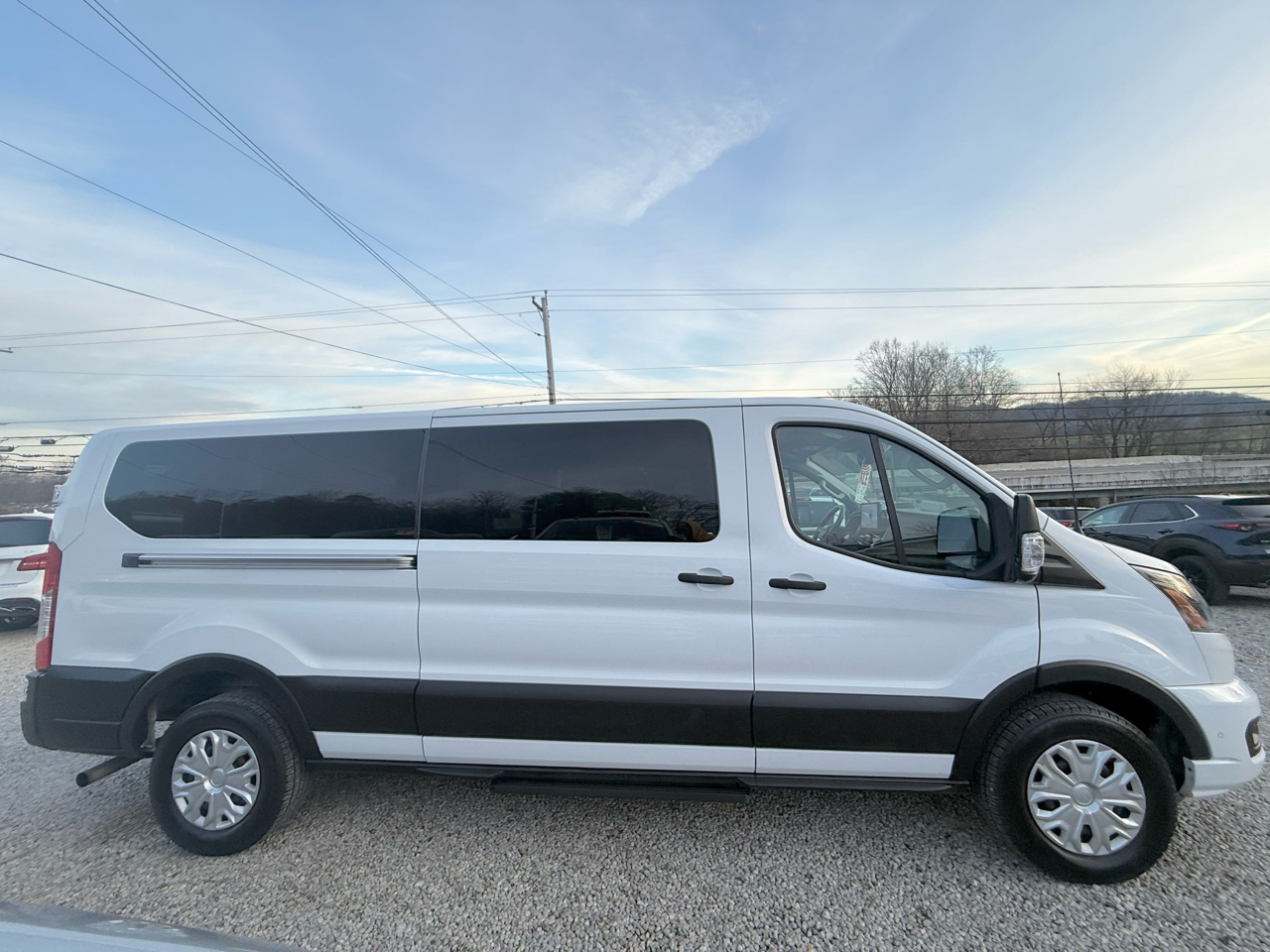 Ford Transit 350 Wagon Low Roof XL w/Sliding Pass. 148-in. WB 2023