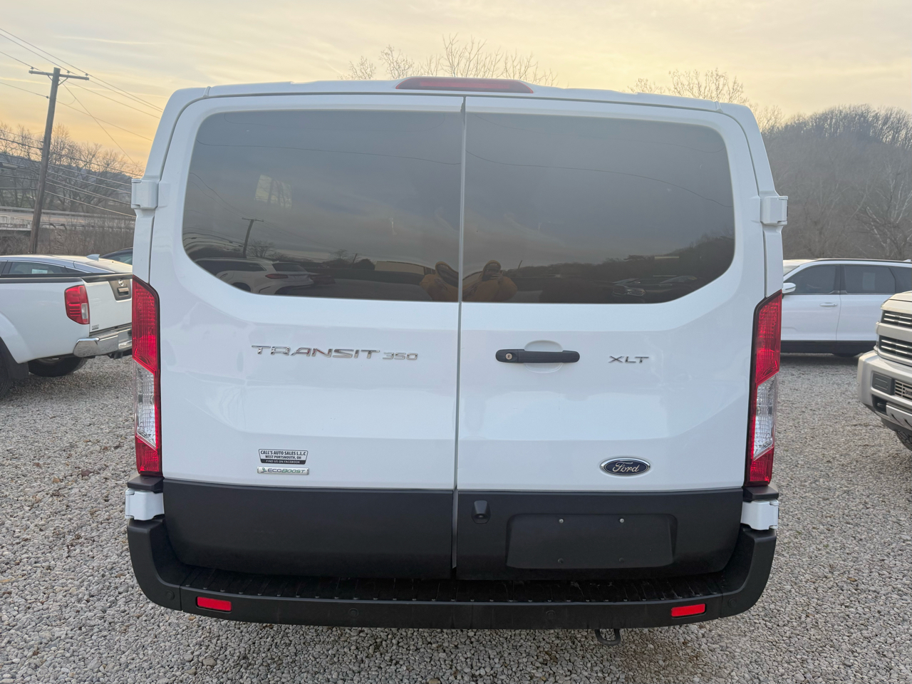 Ford Transit 350 Wagon Low Roof XL w/Sliding Pass. 148-in. WB 2023