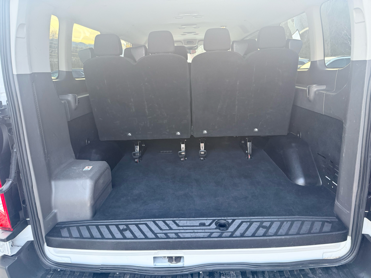 Ford Transit 350 Wagon Low Roof XL w/Sliding Pass. 148-in. WB 2023