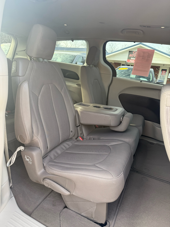 Chrysler Pacifica Touring Plus 2021