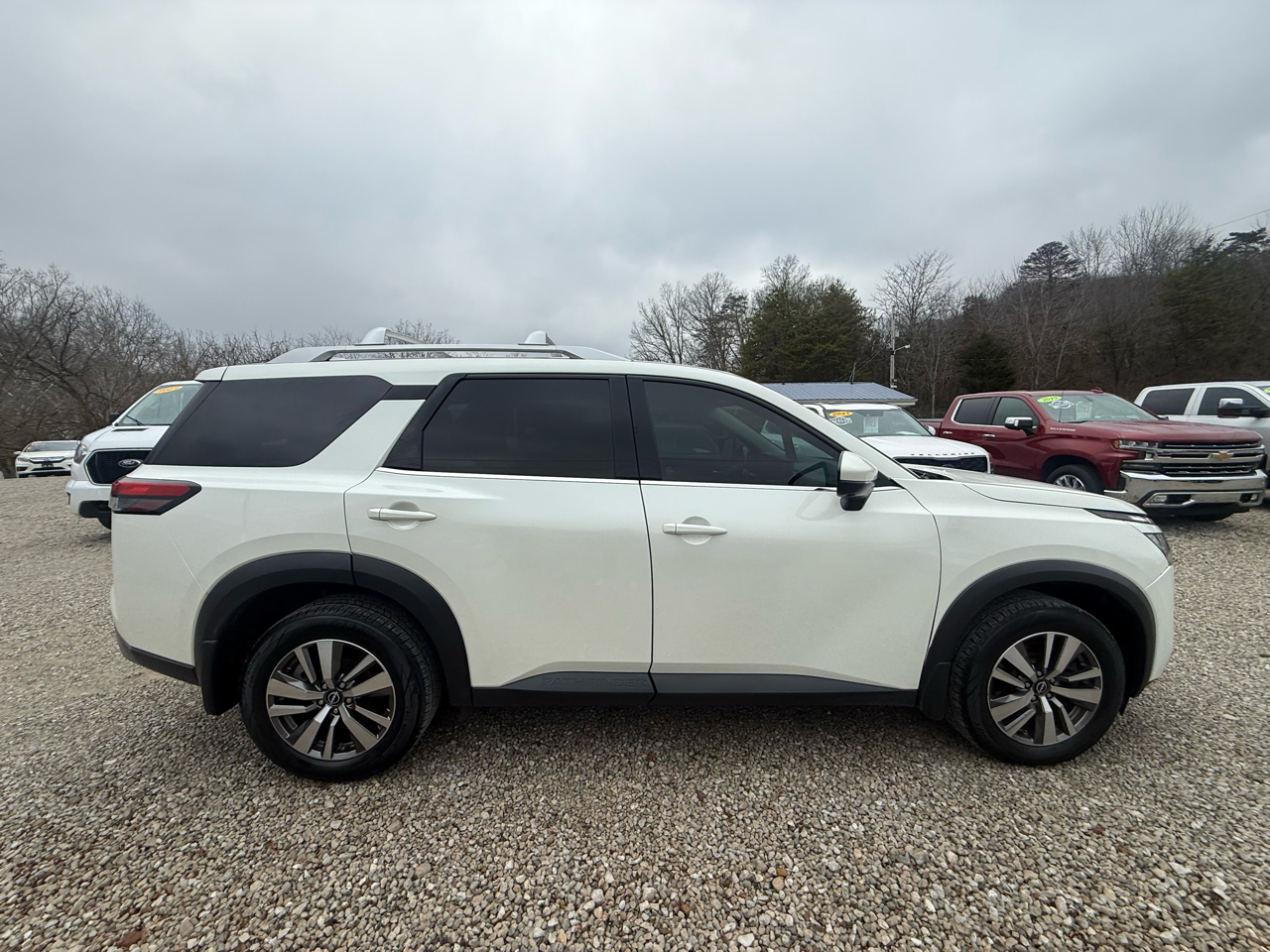 Nissan Pathfinder SL 4WD 2022