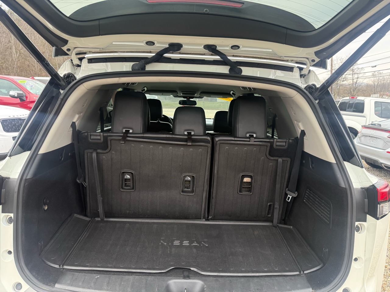 Nissan Pathfinder SL 4WD 2022