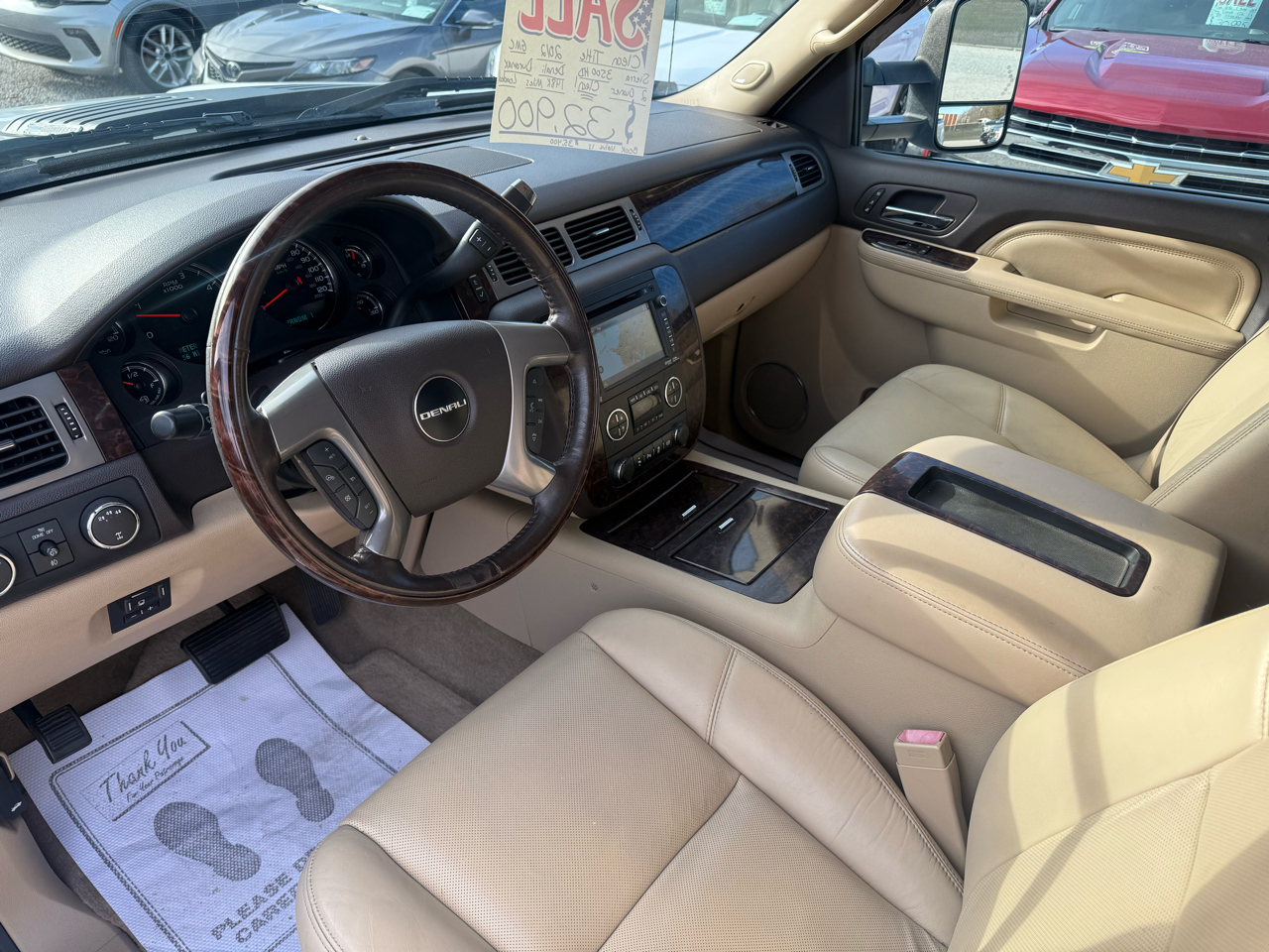 GMC Sierra 3500HD Denali Crew Cab SRW 4WD 2012