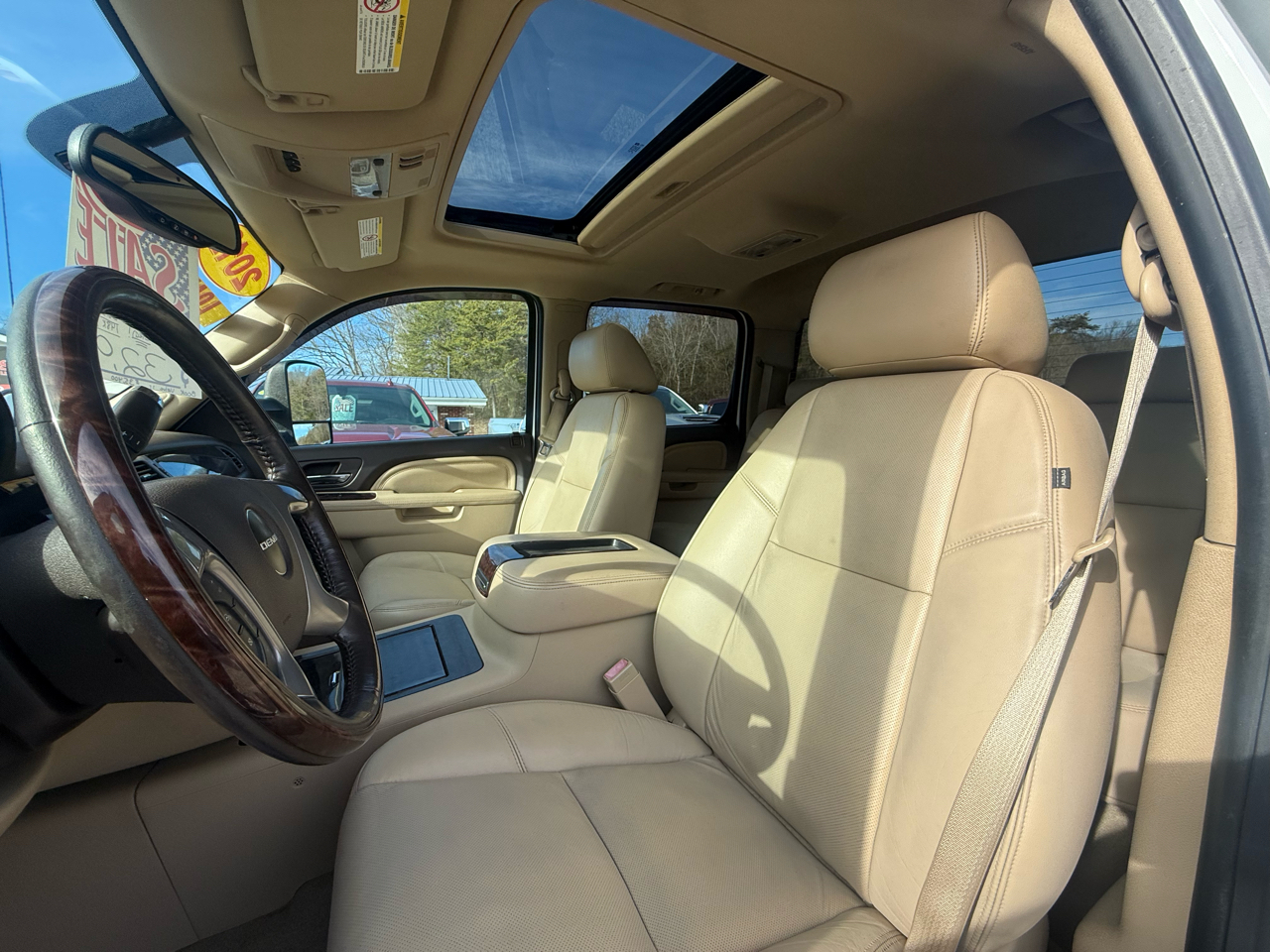 GMC Sierra 3500HD Denali Crew Cab SRW 4WD 2012