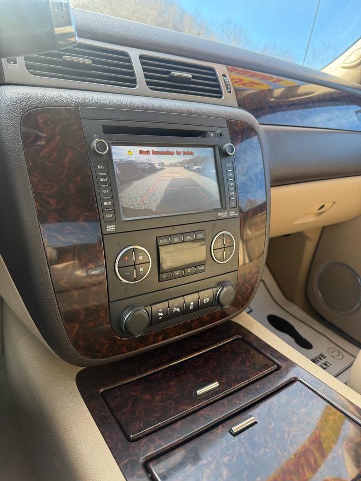 GMC Sierra 3500HD Denali Crew Cab SRW 4WD 2012