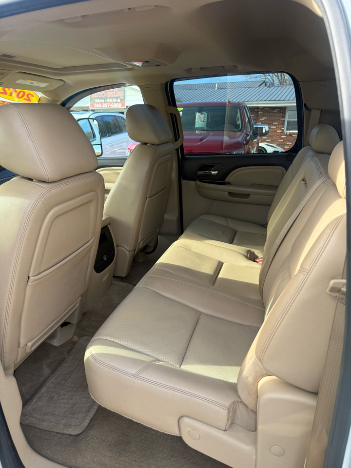 GMC Sierra 3500HD Denali Crew Cab SRW 4WD 2012