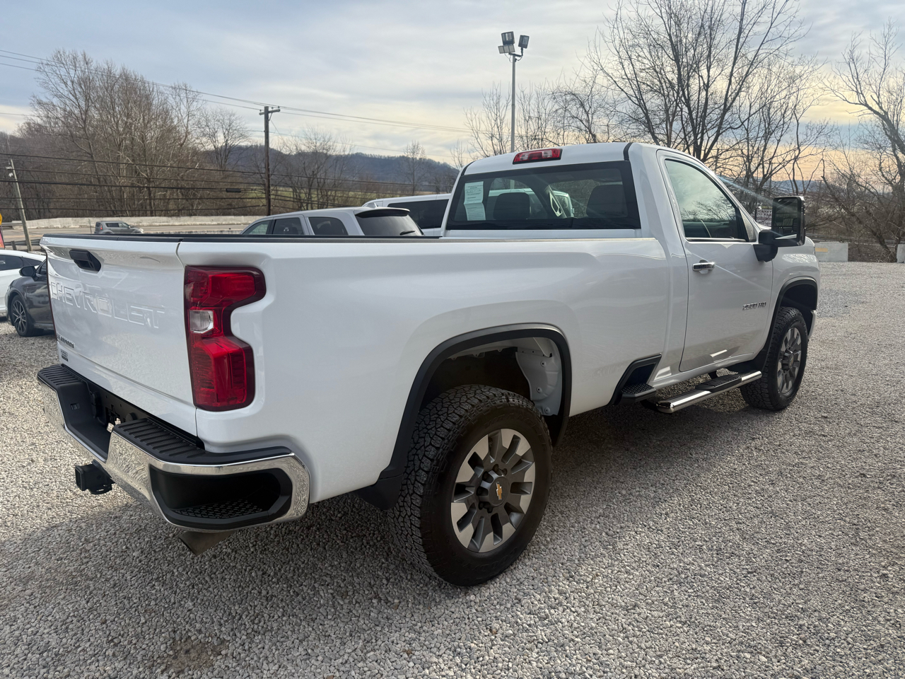 Chevrolet Silverado 2500HD 2WD Reg Cab 142" Work Truck 2022