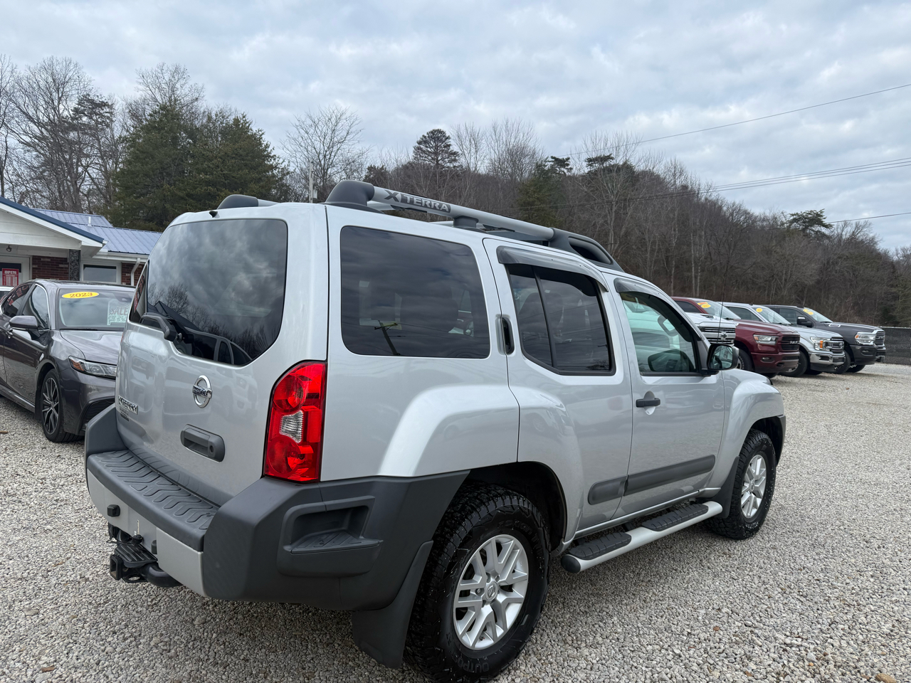 Nissan Xterra 4dr S 4WD V6 Manual 2015
