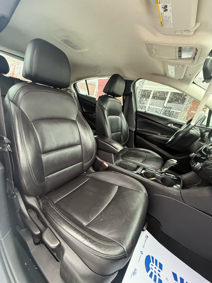 Chevrolet Cruze Premier Hatchback 2017