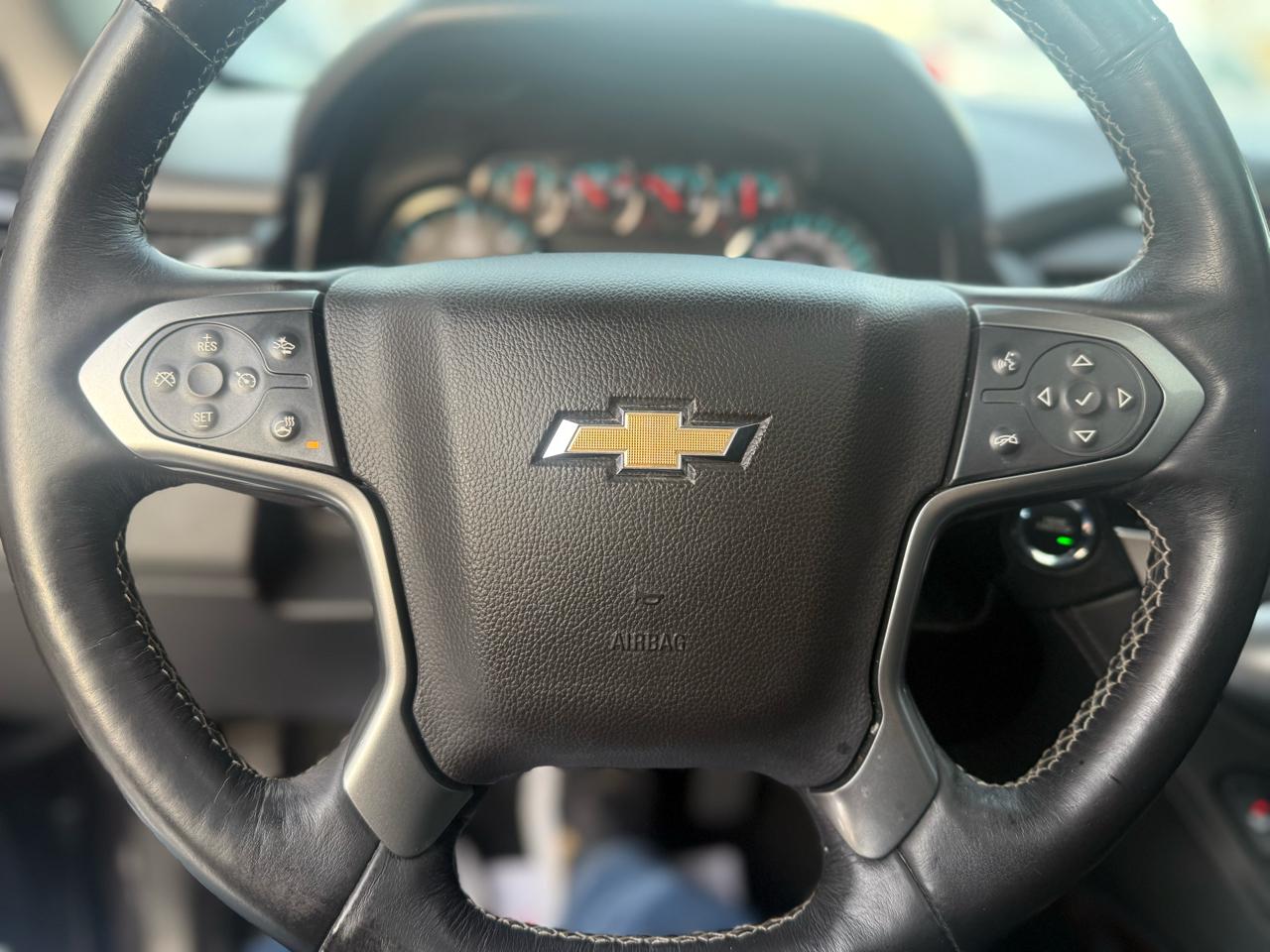 Chevrolet Suburban LT 4WD 2018