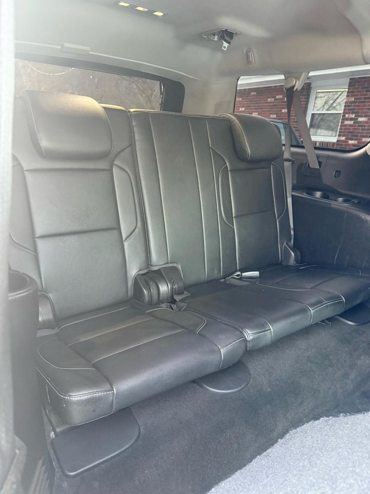 Chevrolet Suburban LT 4WD 2018