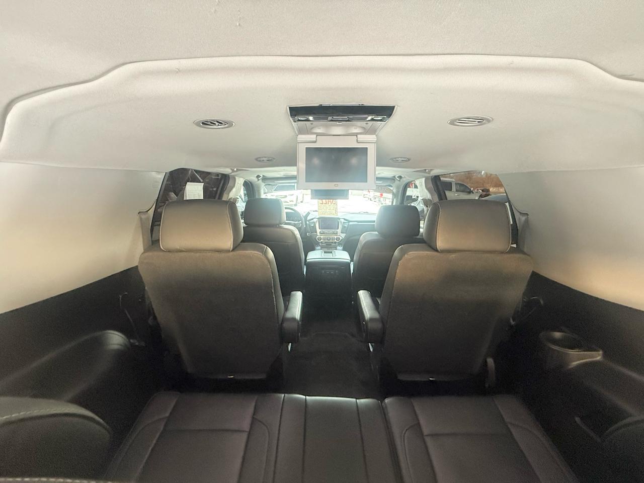 Chevrolet Suburban LT 4WD 2018