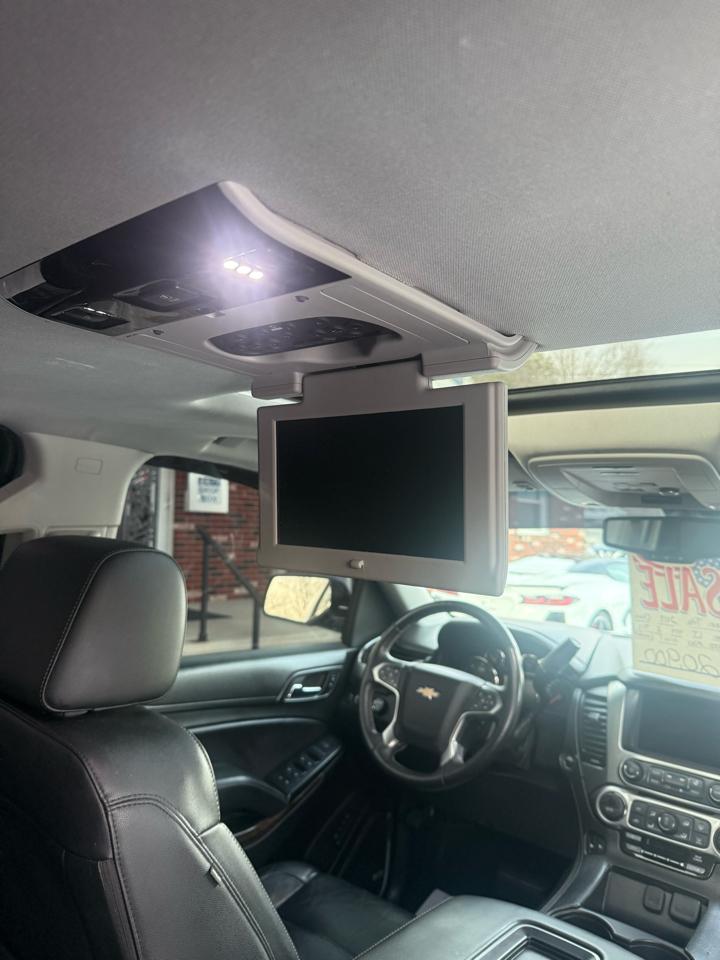 Chevrolet Suburban LT 4WD 2018