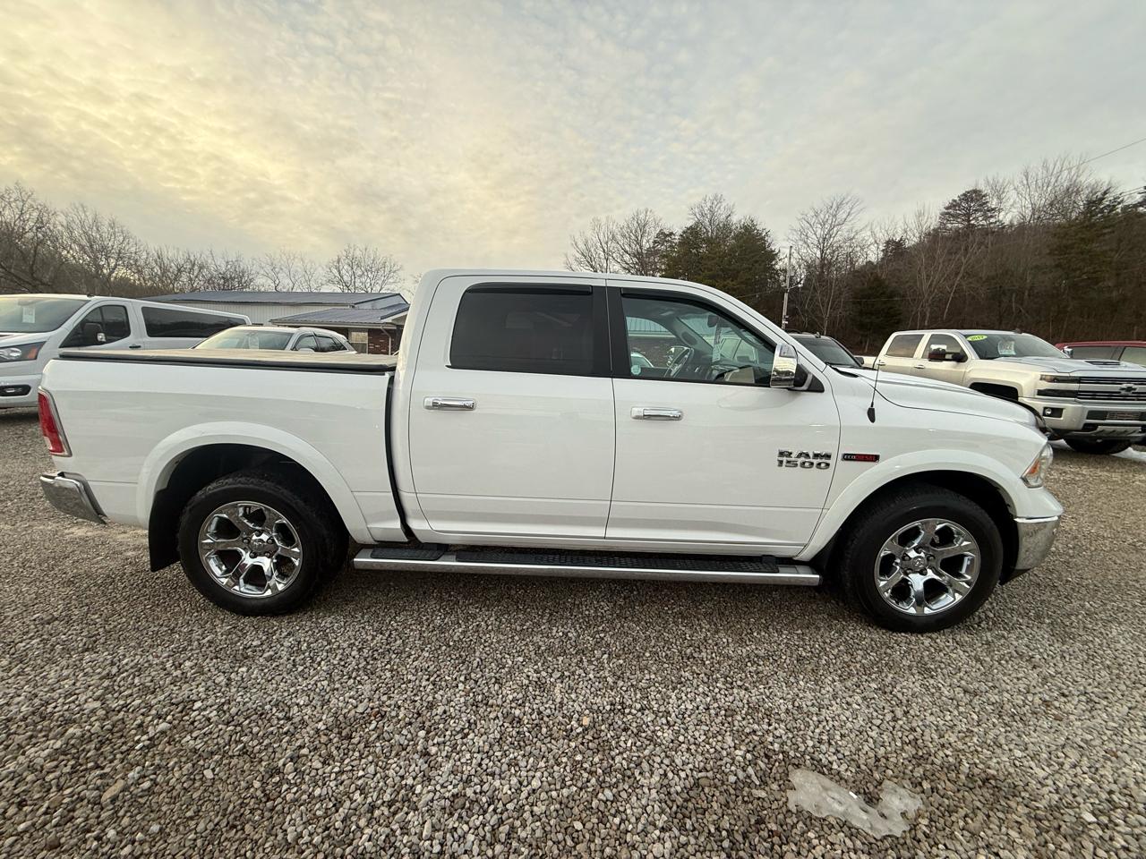 RAM 1500 Laramie Crew Cab SWB 4WD 2018