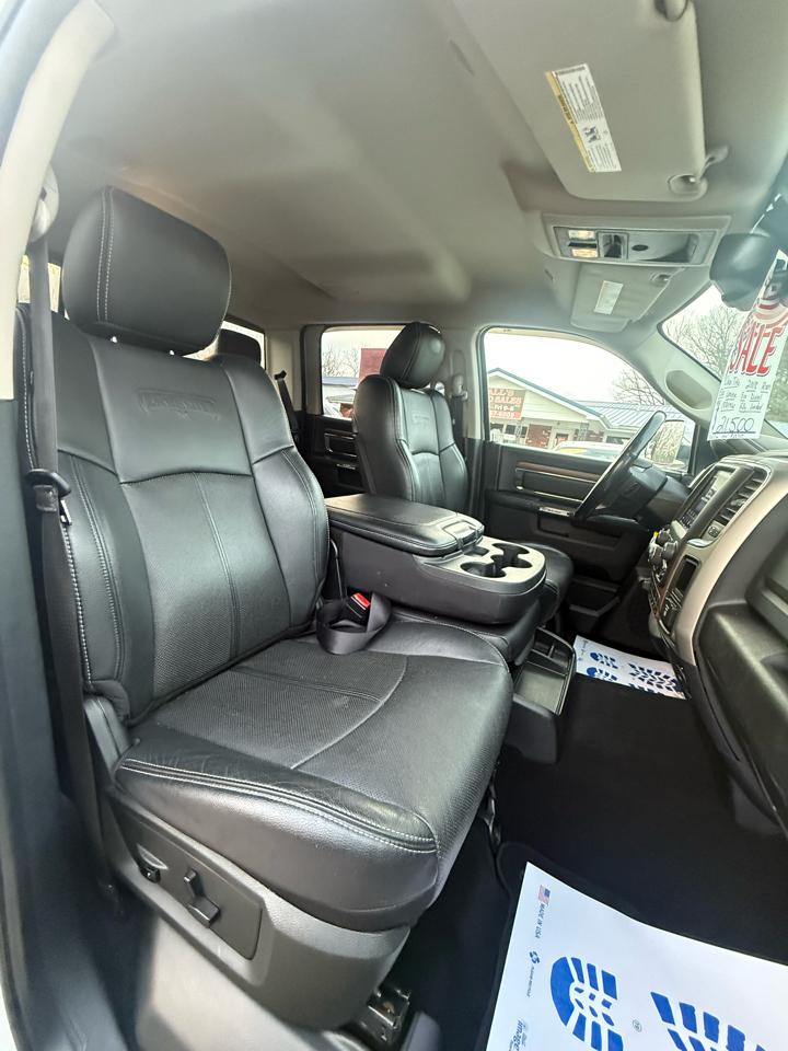 RAM 1500 Laramie Crew Cab SWB 4WD 2018