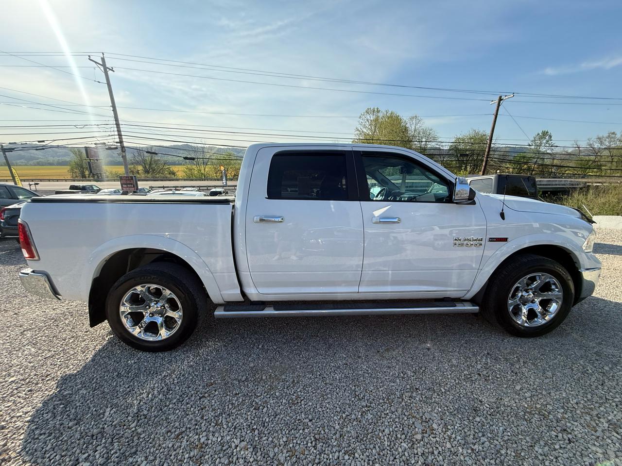 RAM 1500 Laramie Crew Cab SWB 4WD 2018